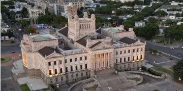 El Senado de Uruguay, a un paso de despenalizar la eutanasia: los detalles del proyecto