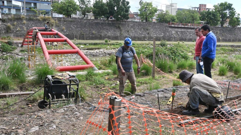 Reinician las obras de la pasarela en el Parque Xibi Xibi para mejorar la conectividad interna Reinician las obras de la pasarela en el Parque Xibi Xibi para mejorar la conectividad interna