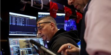 Las dudas de Wall Street afectan a los activos argentinos y vuelve a subir el riesgo país