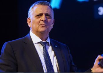 YPF sigue de compras: le pagó US$ 25 millones a Manzano por el 50% que le faltaba de Refinor y se hace más fuerte en el Norte del país