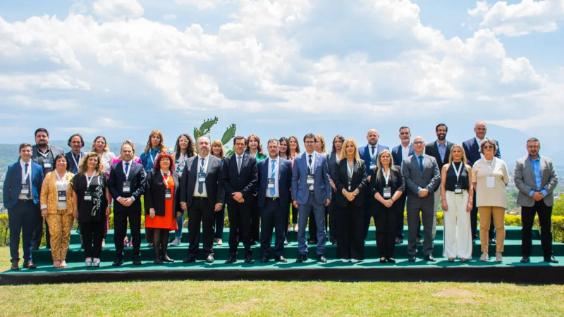 Sadir inauguró el Foro de Direcciones de Presupuesto y Finanzas de la República Argentina Sadir inauguró el Foro de Direcciones de Presupuesto y Finanzas de la República Argentina