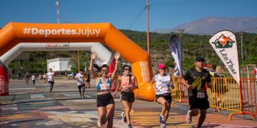 Tercera edición de "Jujuy corre" convocó a miles de participantes en Ciudad Cultural