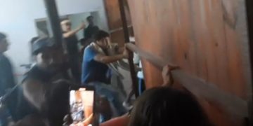 Denuncian al "Perro" Santillán por violencia y vandalismo en "La Casa de las Madres"