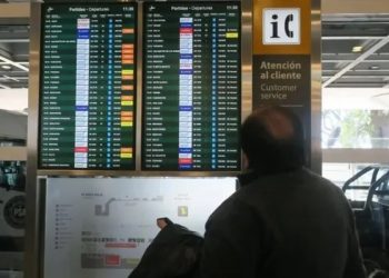 Controladores aéreos retoman el plan de lucha: ¿demoras y vuelos cancelados durante Navidad y Año Nuevo?