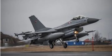 Los F-16 ya están en camino: recorrido, fecha de llegada y cómo será su presentación en el país