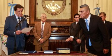 El Gobernador tomó juramento a Diego Eduardo Chacón, nuevo Procurador General adjunto del MPA