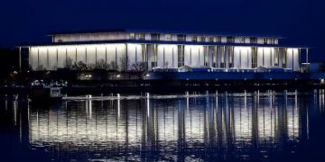 La FIFA confirmó quiénes serán las estrellas del deporte que conducirán el sorteo del Mundial 2026