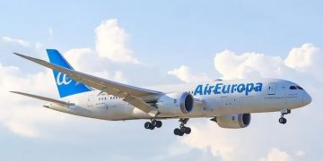 Escala la tensión en Venezuela: Maduro le retiró la licencia a otras dos importantes líneas aéreas