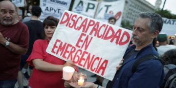 El oficialismo obtuvo dictamen para el Presupuesto 2026, que prevé la eliminación del financiamiento al Garrahan, universidades y discapacidad