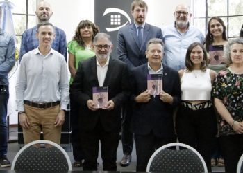 Presentaron ante el intendente Jorge el libro “Resuenan, Canciones por un Jujuy libre de violencias de Género”