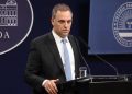El Gobierno restringe la entrada al país de funcionarios y personal de las fuerzas armadas venezolanas