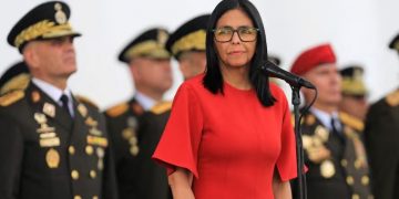 Delcy Rodríguez cumple un mes en el gobierno de Venezuela bajo fuerte presión interna y de Estados Unidos