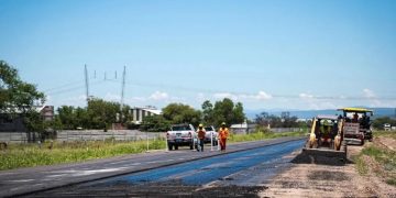 El gobernador Sadir recorrió los avances de las obras de la Ruta Nacional 34