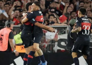 River, un papelón: goleada vergonzosa ante Tigre y silbado por su gente