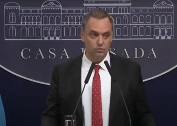 Manuel Adorni dijo que no tiene “nada que esconder” en la controversia por sus vuelos y su patrimonio