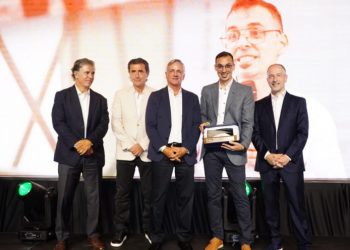 “20 años no son sólo una cifra”: Expoagro tuvo su noche especial a pura emoción