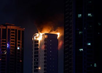 El régimen de Irán lanzó otra ola de ataques contra Israel y posiciones militares estadounidenses en Irak