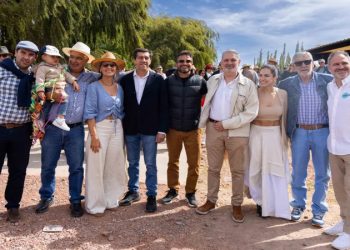 Carlos Sadir inauguró el nuevo apeadero del Tren Solar de la Quebrada
