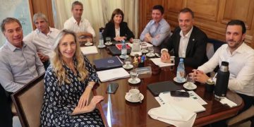 La mesa política se reunió y definió que enviará al Congreso los cambios en la Ley de Salud Mental