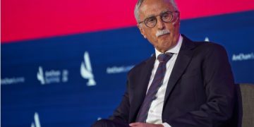 El Gobierno asegura que pagará en las próximas semanas los $350 mil millones restantes de la deuda del PAMI