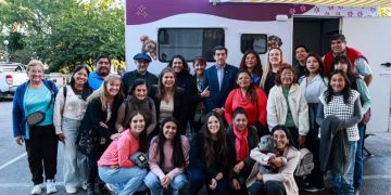 Tenencia responsable: el gobernador entregó un quirófano móvil al proyecto Conciencia Animal