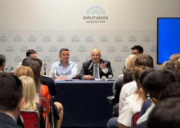 El oficialismo priorizará la reforma de la Ley de Glaciares y por ahora posterga el proyecto Hojarasca