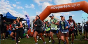 Con presencia del gobernador Sadir, se corrió el trail por el Día Grande de Jujuy en León
