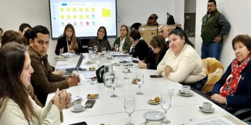 Educación y Legislatura coordinan agenda de trabajo para el 2026