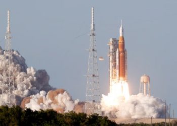 Lanzamiento de la misión Artemis II a la Luna: los astronautas ya orbitan la Tierra en la cápsula Orión