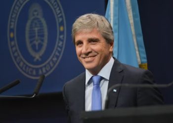 El Gobierno volvió a tener superávit fiscal en abril y acumuló cuatro meses de resultados positivos