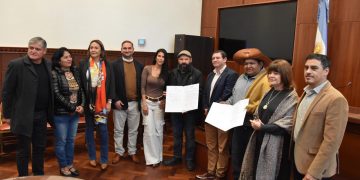 La Legislatura distinguió al orfebre Luis Chávez y al Taller Intensivo de Cincelado y Orfebrería