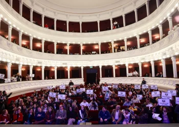 Sadir acompañó el lanzamiento del programa "Embajadora de Mis Derechos" 2026