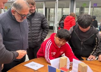El intercambio de figuritas del Mundial vuelve al Centro Deportivo Municipal N°1”