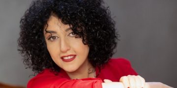 La Nobel iraní Narges Mohammadi, en estado crítico