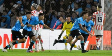 Belgrano, primer semifinalista del Torneo Apertura: venció a Unión de Santa Fe y chocará con Argentinos
