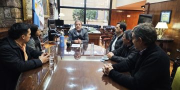 El vicegobernador Alberto Bernis recibió al intendente y concejales de El Carmen