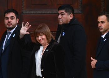 Karina Milei impidió que Patricia Bullrich entre al Cabildo y se recalienta la interna