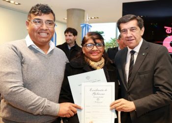 Sadir entregó más de 60 escrituras a familias jujeñas en el marco del programa "Mi lote, en regla"