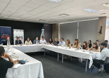 Paritarias: el Gobierno de Jujuy convocó a los gremios estatales
