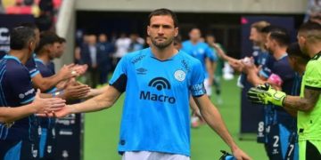 Belgrano recibió el homenaje que merecía: Gimnasia de Jujuy le hizo el pasillo del campeón en Copa Argentina