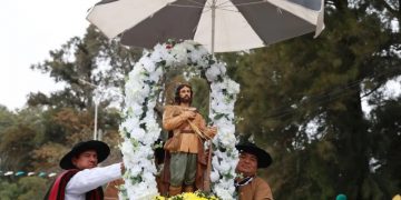 Sadir encabezó las fiestas patronales de Monterrico en honor a San Isidro Labrador