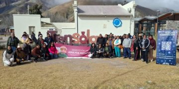 Adultos mayores disfrutaron de un recorrido por la Quebrada a bordo del Tren Solar