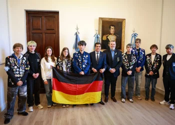 Con el Rotary International, Sadir destacó las oportunidades de intercambio para jóvenes de la Puna