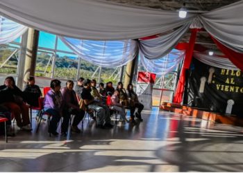 El taller de crochet del NIDO Parque Belgrano cerró el semestre con un desfile de sus creaciones