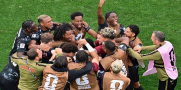 Triunfo agónico de Canadá ante Sudáfrica para sellar el pase a octavos del Mundial: reviví lo mejor