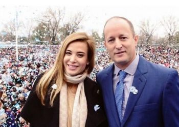 La Justicia les prohibió salir del país a Martín Insaurralde y a Jesica Cirio