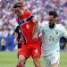 Con un triplete de Dembélé, Francia goleó a Noruega y se quedó con el Grupo I