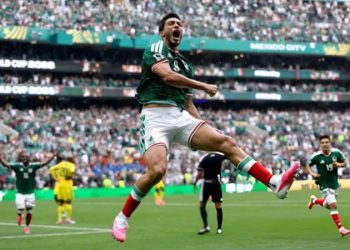 En un duelo con tres expulsados, México le ganó a Sudáfrica en la inauguración del Mundial 2026