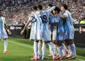 La Selección Argentina quedó a punto para el Mundial con una goleada a Islandia que destrabó Messi