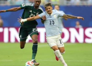 Uruguay debutó en el Mundial con un empate amargo frente a Arabia Saudita